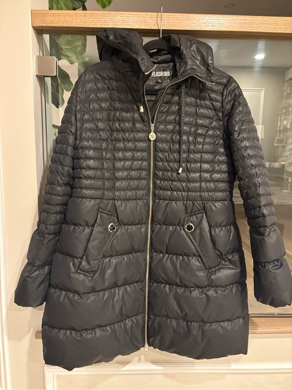 High-End Down Women's Black Quilted Puffer Coat with Hood